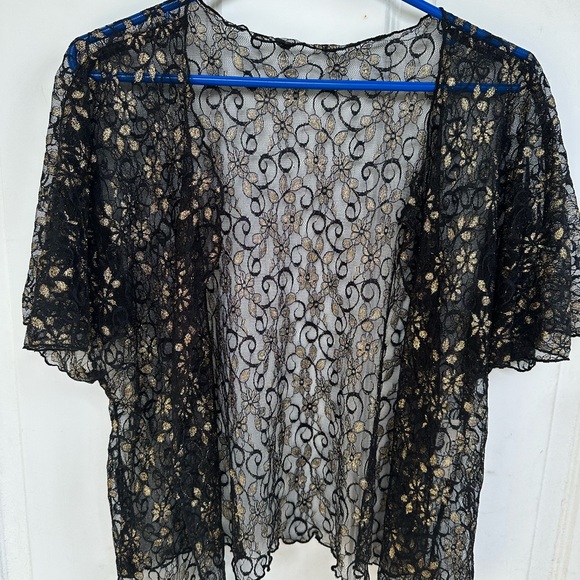 Crowning touch  dressy Laced cover up, Women's Fashion. Vintage - Picture 7 of 9